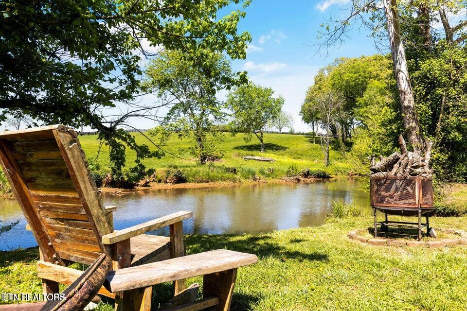 2492 River Road Loudon, TN 37774 - Photo 29 of 37 Creekside Firepit