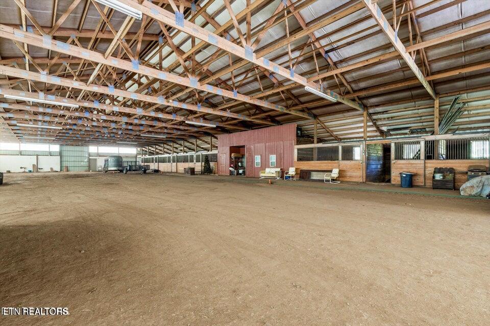 2492 River Road Loudon, TN 37774 - Photo 32 of 37 Riding Arena/16 Stalls