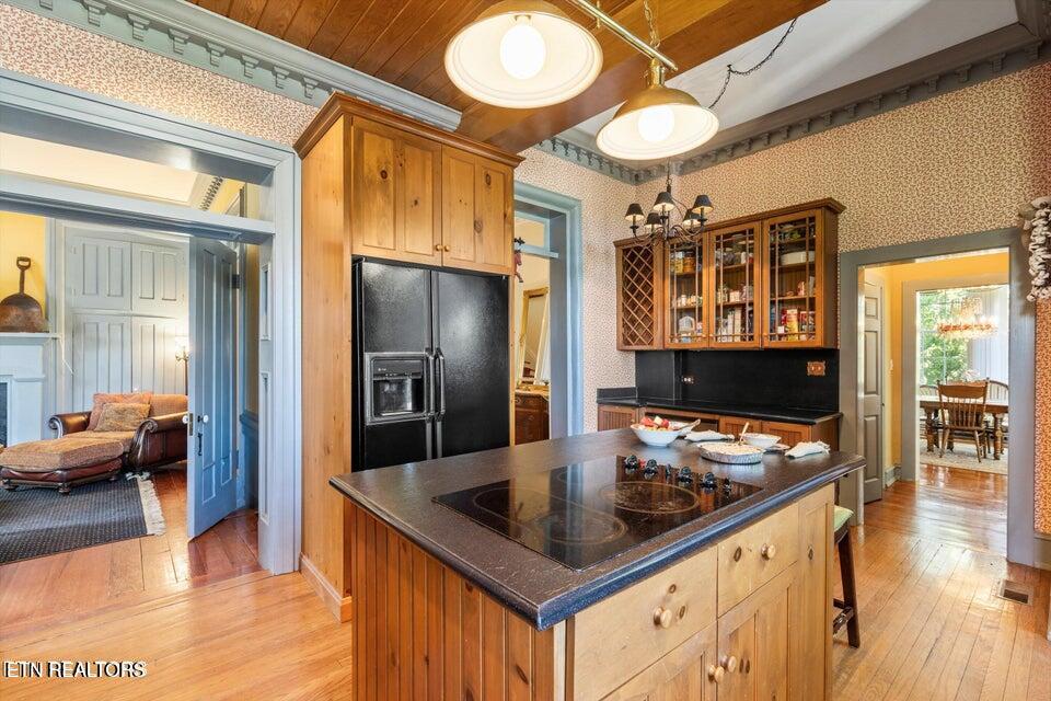 2492 River Road Loudon, TN 37774 - Photo 8 of 37 Kitchen