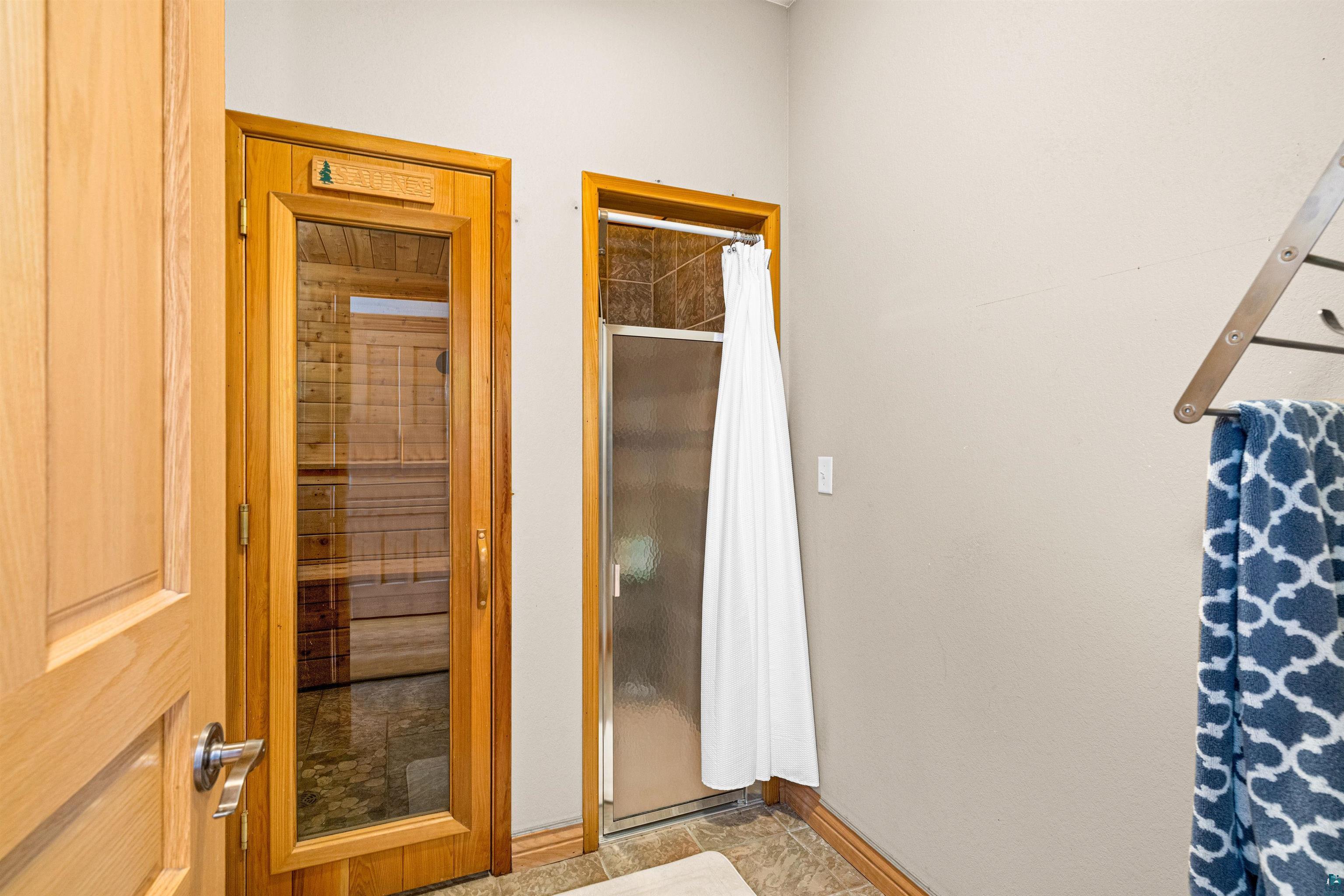 390 Crosby Road Cloquet, MN 55720 - Photo 27 of 41 Sauna