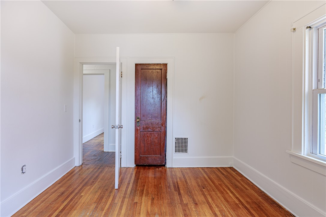 19 Traver Circle Rochester, NY 14609 - Photo 33 of 43 Gallery Image 33