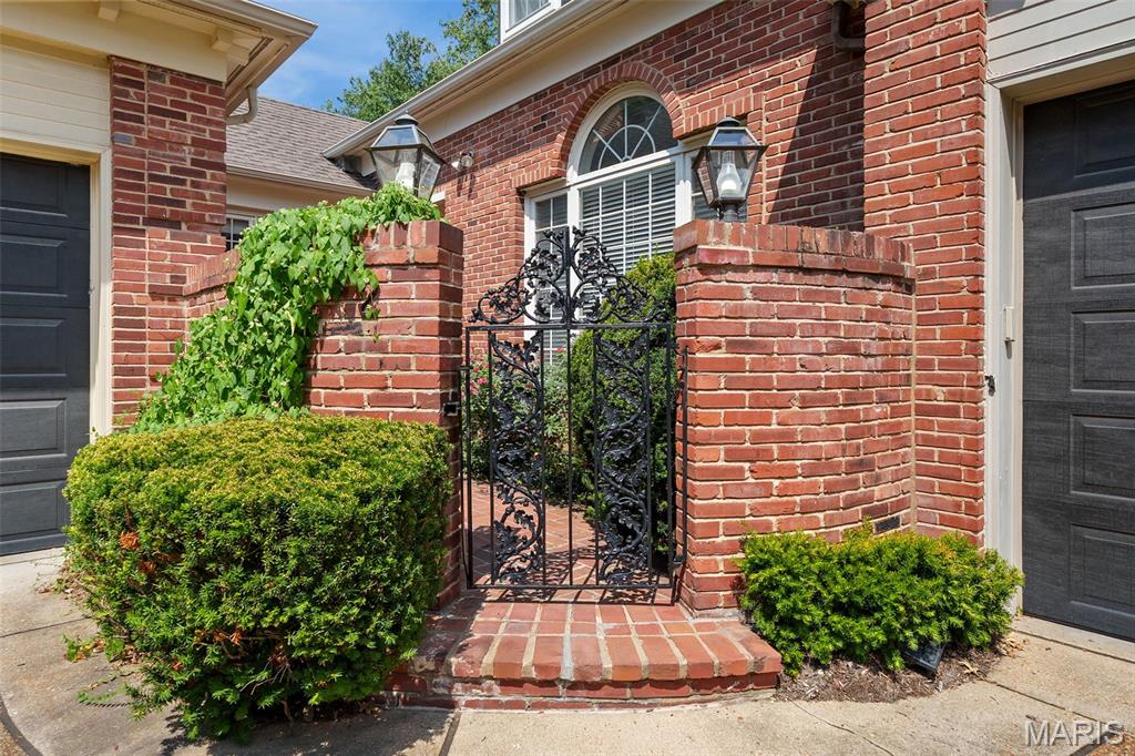 2 Upper Price Road Olivette, MO 63132 - Photo 1 of 42