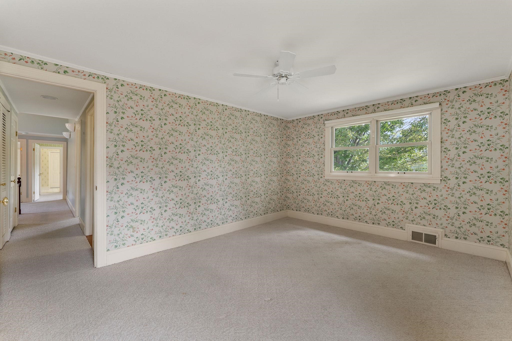 593 Red Barn Road Hartford, VT 05001 - Photo 37 of 50