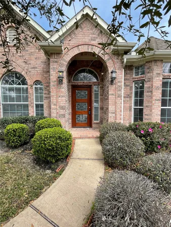 $2,550 | 17606 Mossy Brook Court, Cypress, TX 77433
