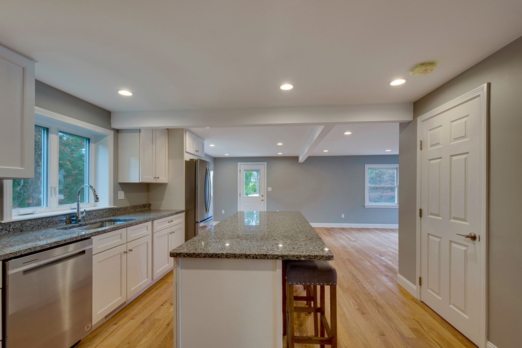 23 Hamilton Road Woburn, MA 01801 - Photo 12 of 31 Gallery Image 12