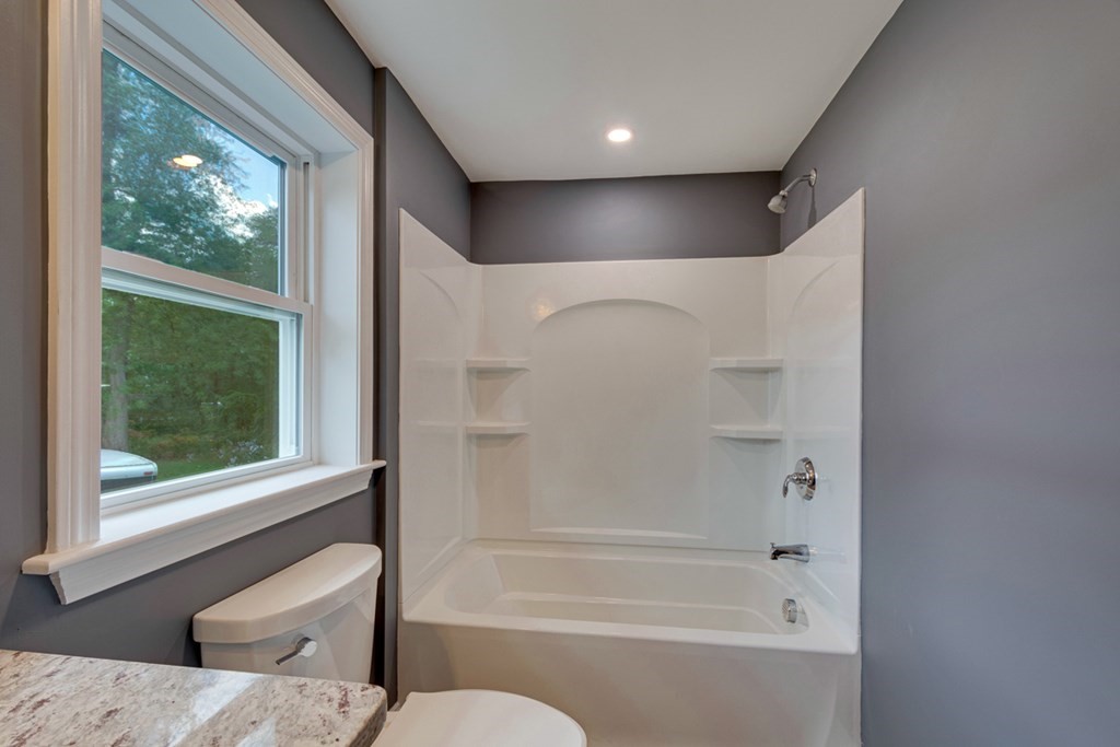 23 Hamilton Road Woburn, MA 01801 - Photo 14 of 31 Gallery Image 14