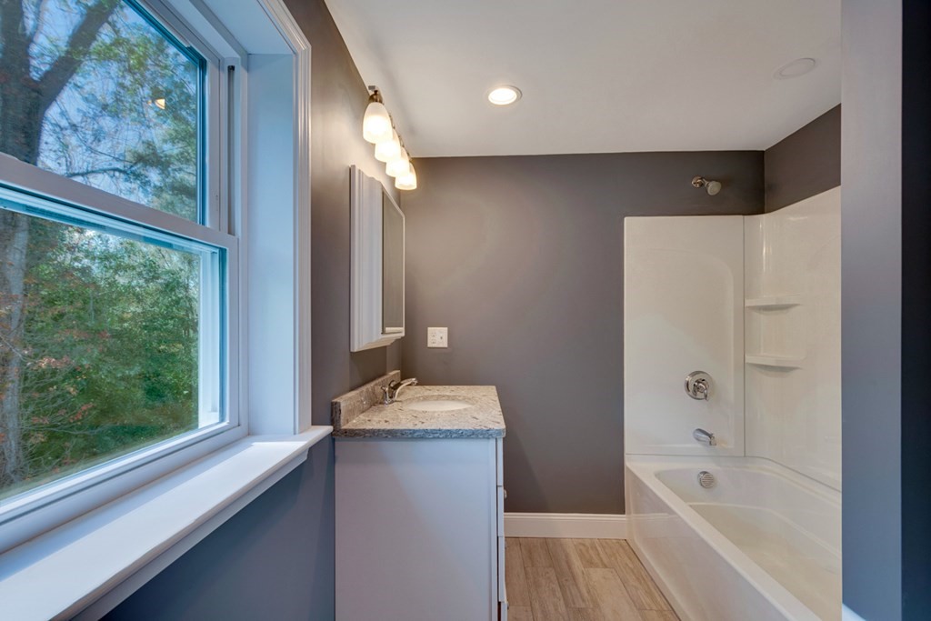 23 Hamilton Road Woburn, MA 01801 - Photo 21 of 31 Gallery Image 21
