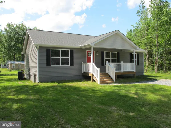 $328,800 | 6 A Loretta Colonial Beach, Colonial Beach, VA 22443
