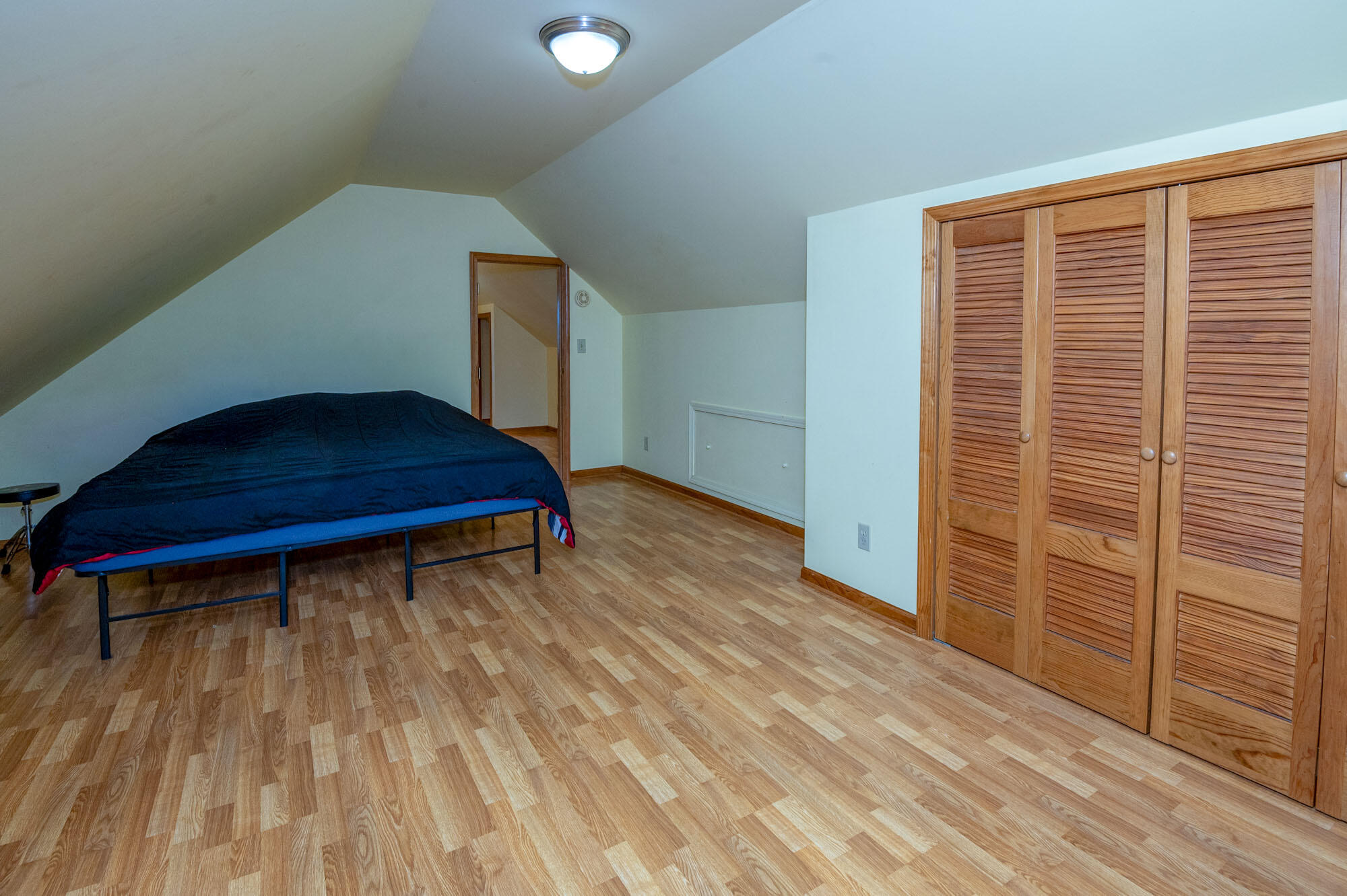 51266 Leach Road Dowagiac, MI 49047 - Photo 18 of 29 BR upstairs 2