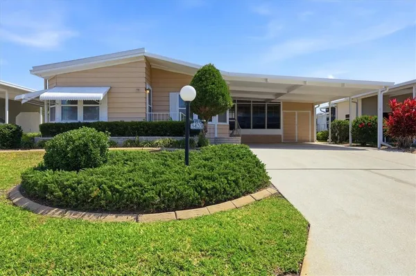 $176,900 | 8420 Imperial Circle, Palmetto, FL 34221