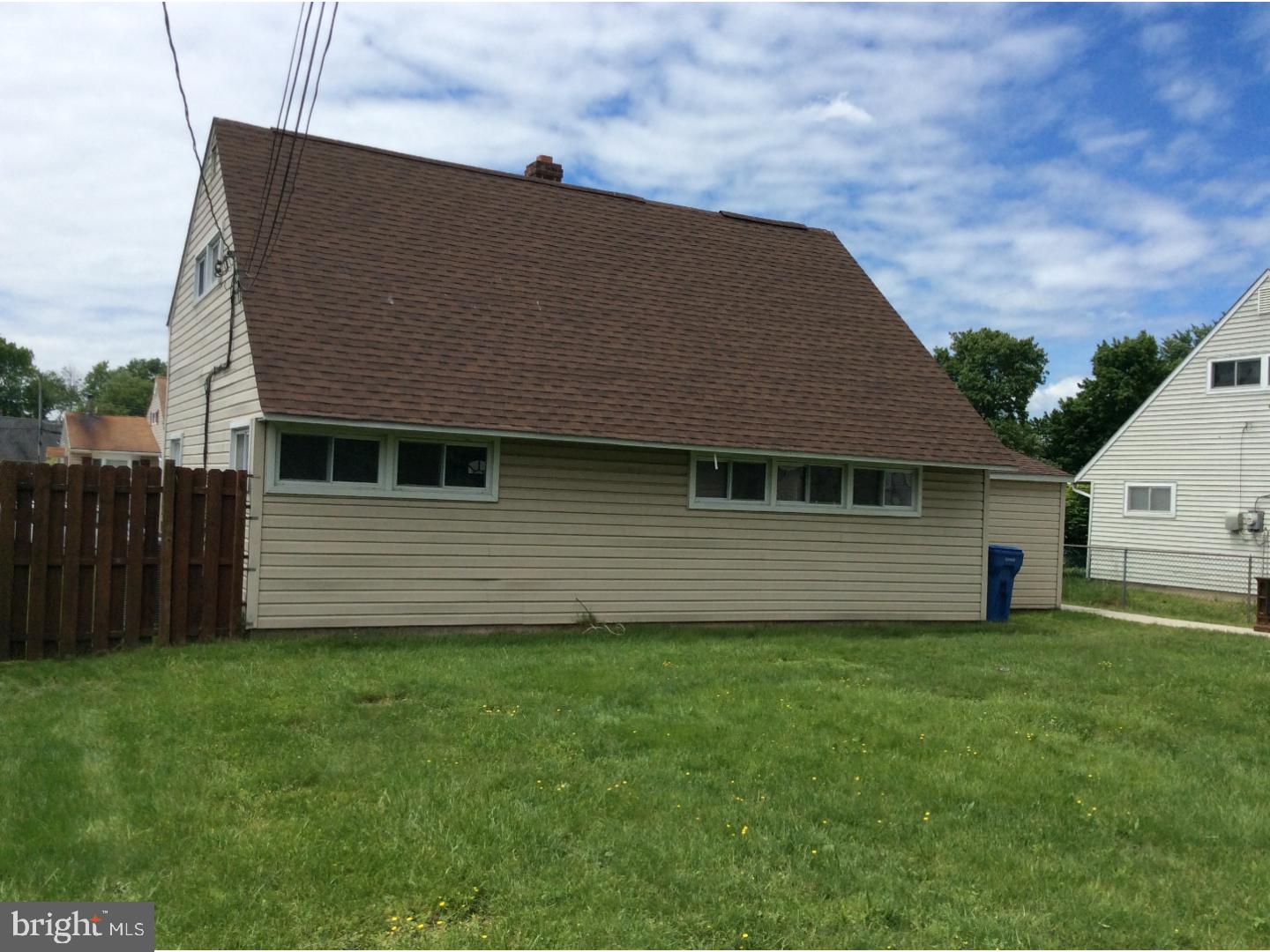 16 Gingerbush Road Levittown, PA 19057 - Photo 4 of 14 Back Yard