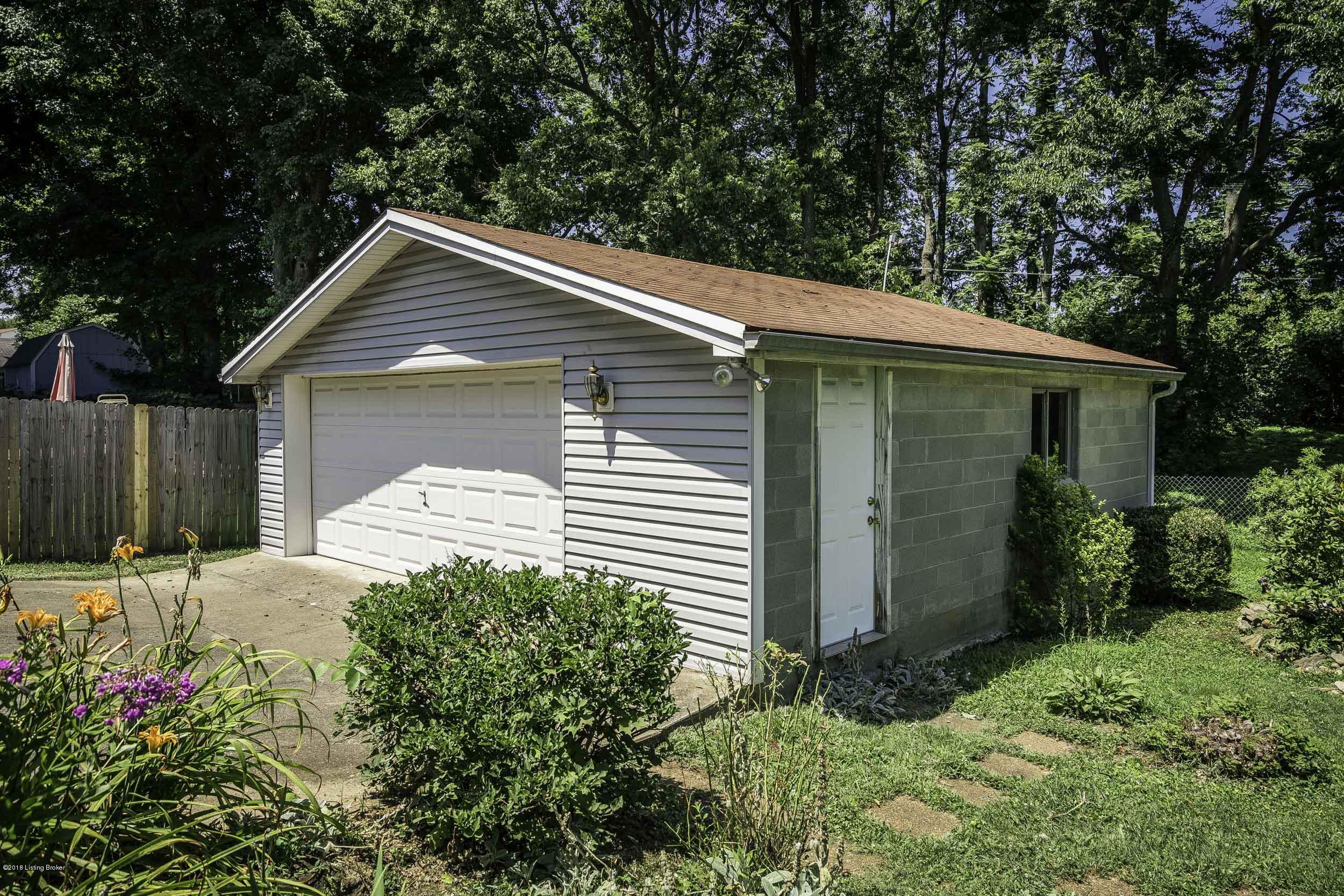8132 Rochelle Road Louisville, KY 40228 - Photo 36 of 38 36