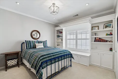 $1,500,000 | 4610 Ingersoll Street, Houston, TX 77027