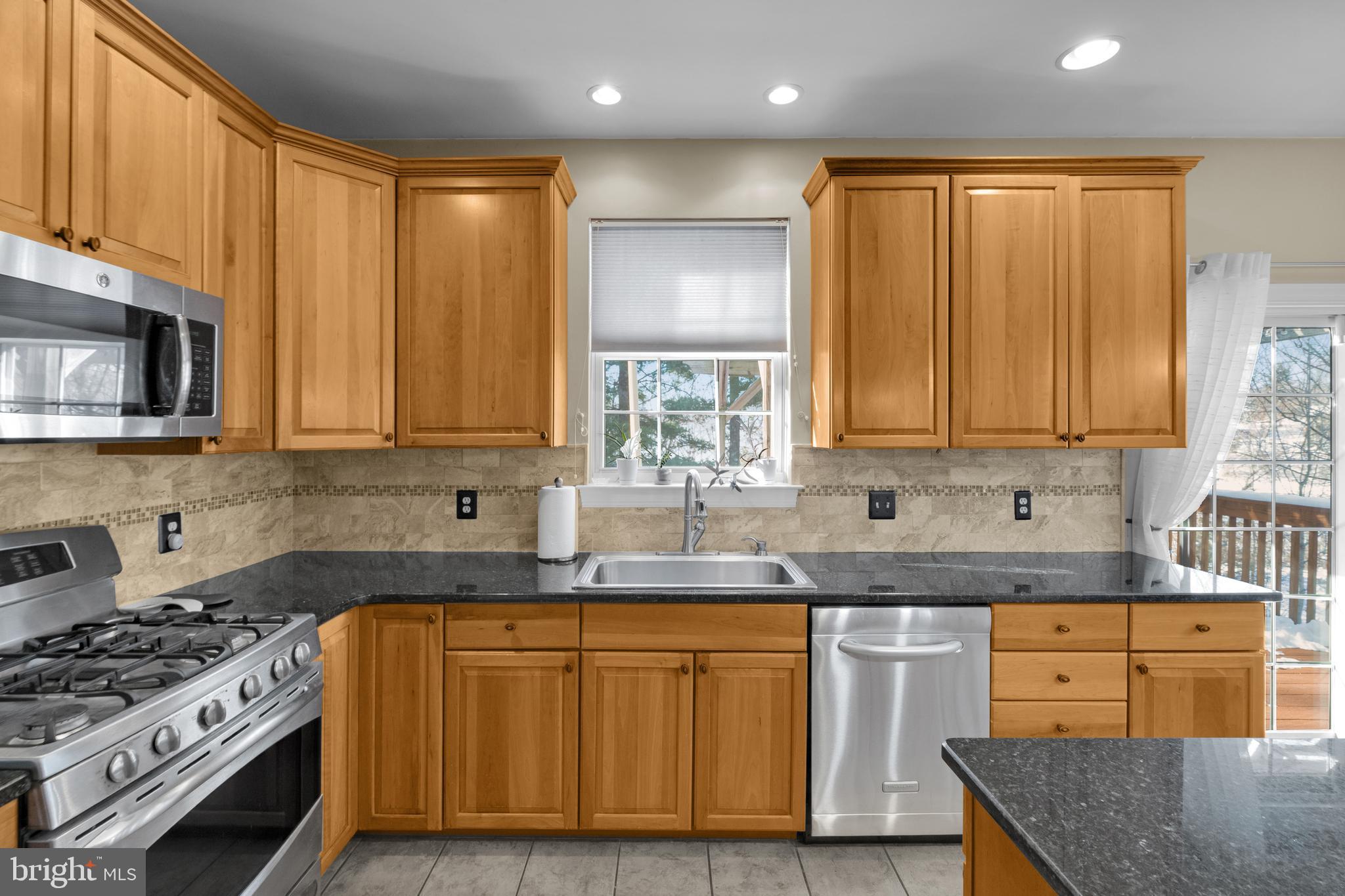 2106 Ridge Way East Greenville, PA 18041 - Photo 16 of 73