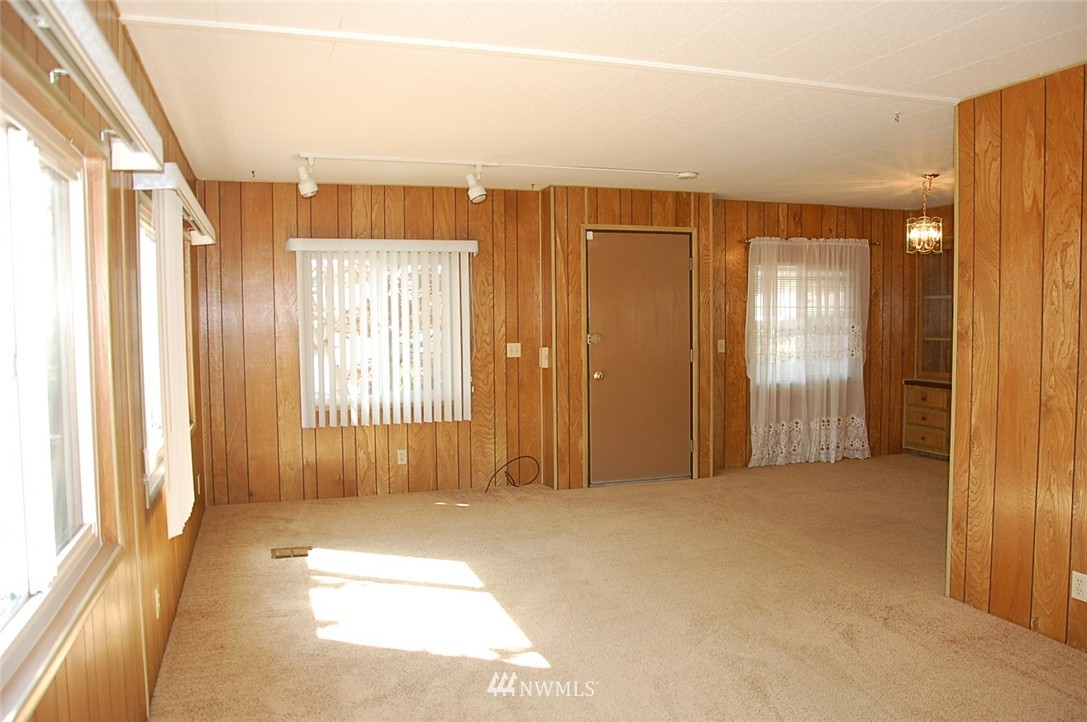 1121 244th Street Southwest, Unit 53 Bothell, WA 98021 - Photo 3 of 23