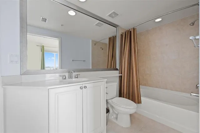 $494,900 | 675 Northwest Flagler Avenue, Unit 303, Stuart, FL 34994