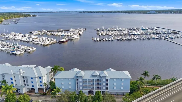 $494,900 | 675 Northwest Flagler Avenue, Unit 303, Stuart, FL 34994
