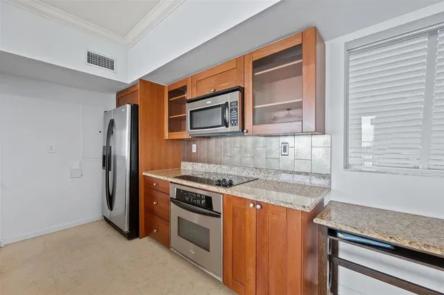 $494,900 | 675 Northwest Flagler Avenue, Unit 303, Stuart, FL 34994