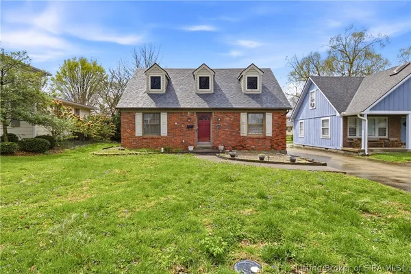 $224,900 | 1121 Centralia Court, Clarksville, IN 47129