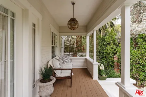 $2,495,000 | 703 Marco Place, Venice, CA 90291