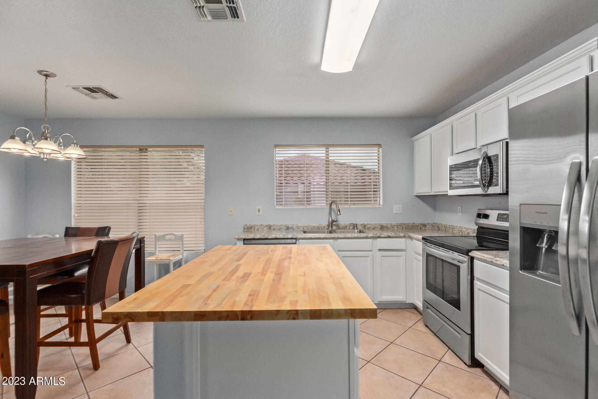 3390 South Chaparral Road Apache Junction, AZ 85119 - Photo 4 of 22 16 - Chaparral