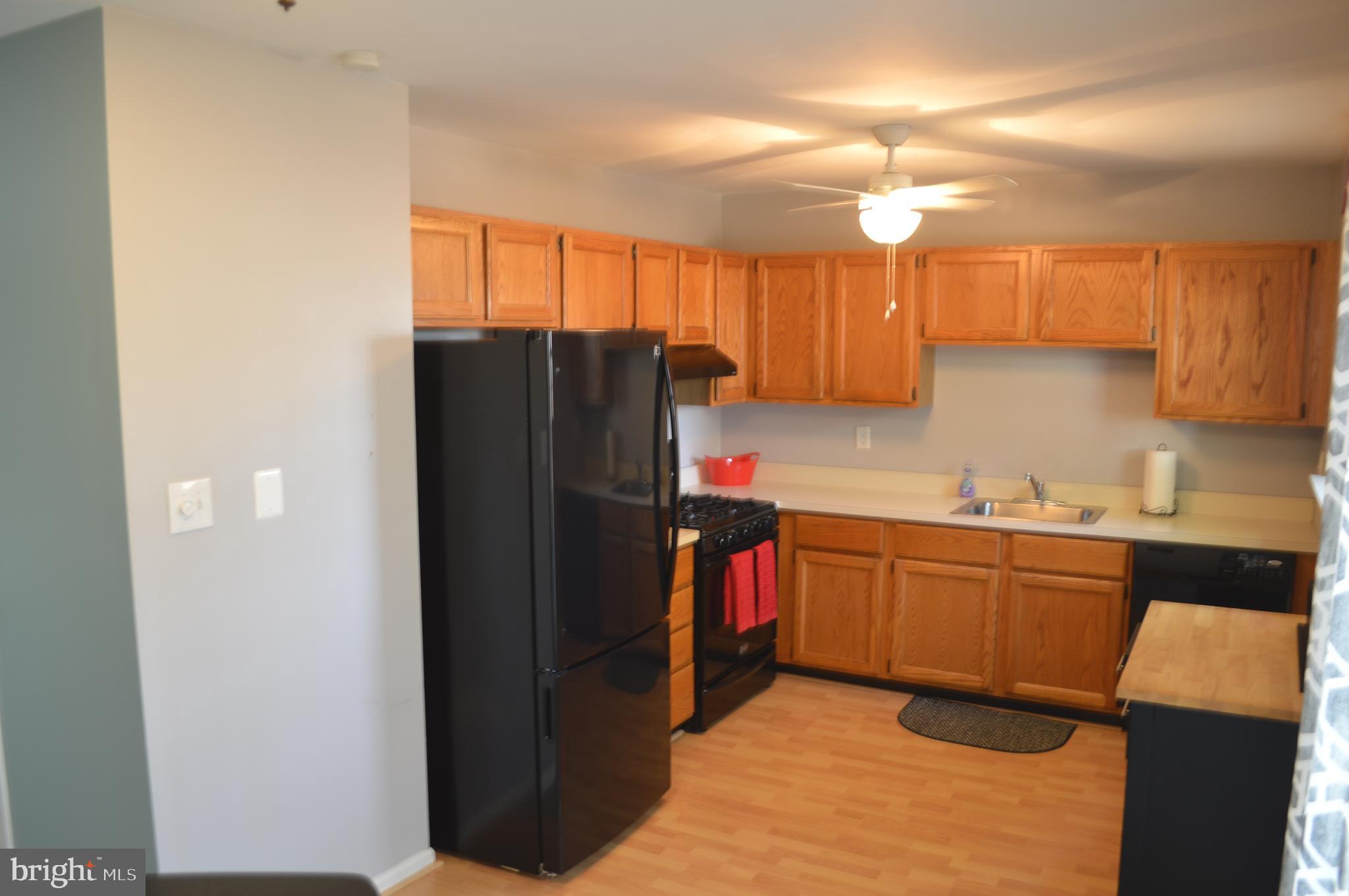 370 Scola Road Brookhaven, PA 19015 - Photo 11 of 23 Kitchen view