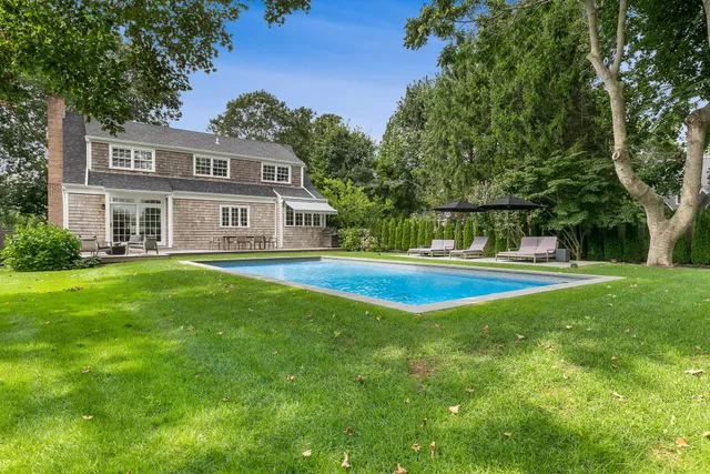 $60,000 | 84 Gould Street, East Hampton, NY 11937