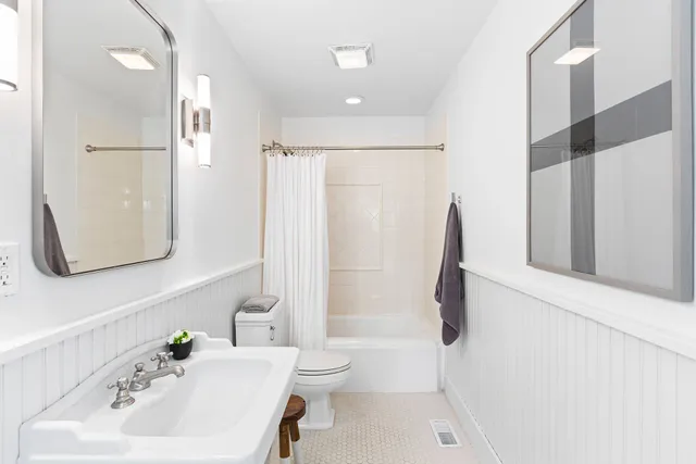 $60,000 | 84 Gould Street, East Hampton, NY 11937