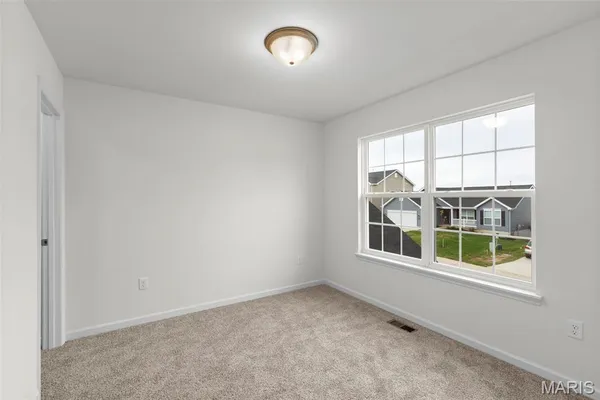 $557,149 | 15 Bluestem Court, Lake St. Louis, MO 63367