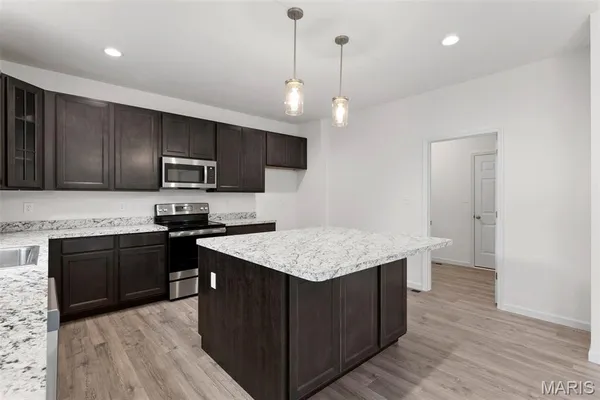 $557,149 | 15 Bluestem Court, Lake St. Louis, MO 63367