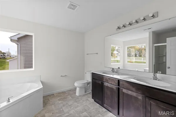 $557,149 | 15 Bluestem Court, Lake St. Louis, MO 63367