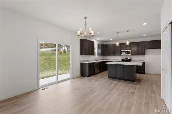 $557,149 | 15 Bluestem Court, Lake St. Louis, MO 63367