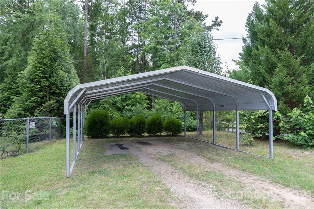 2039 Apple Blossom Road York, SC 29745 - Photo 16 of 30 Gallery Image 16