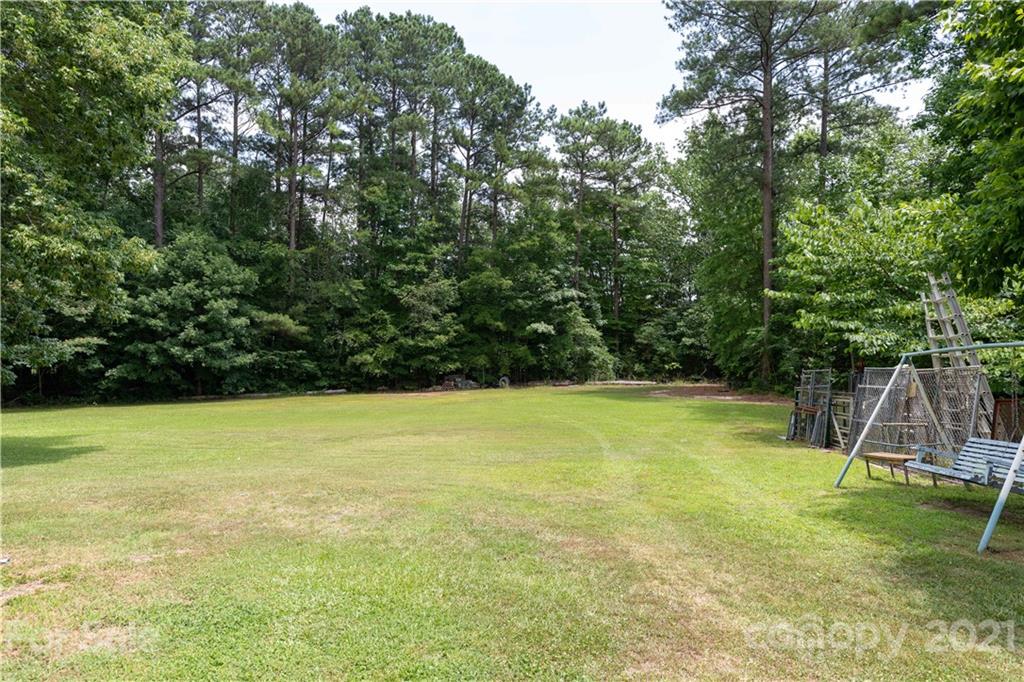 2039 Apple Blossom Road York, SC 29745 - Photo 21 of 30 Gallery Image 21