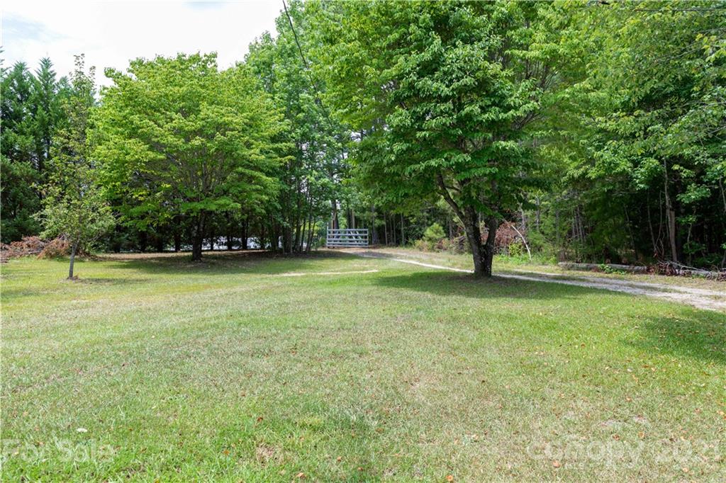 2039 Apple Blossom Road York, SC 29745 - Photo 23 of 30 Gallery Image 23