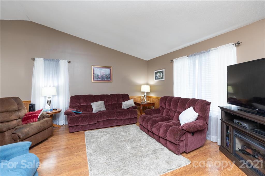 2039 Apple Blossom Road York, SC 29745 - Photo 6 of 30 Gallery Image 6