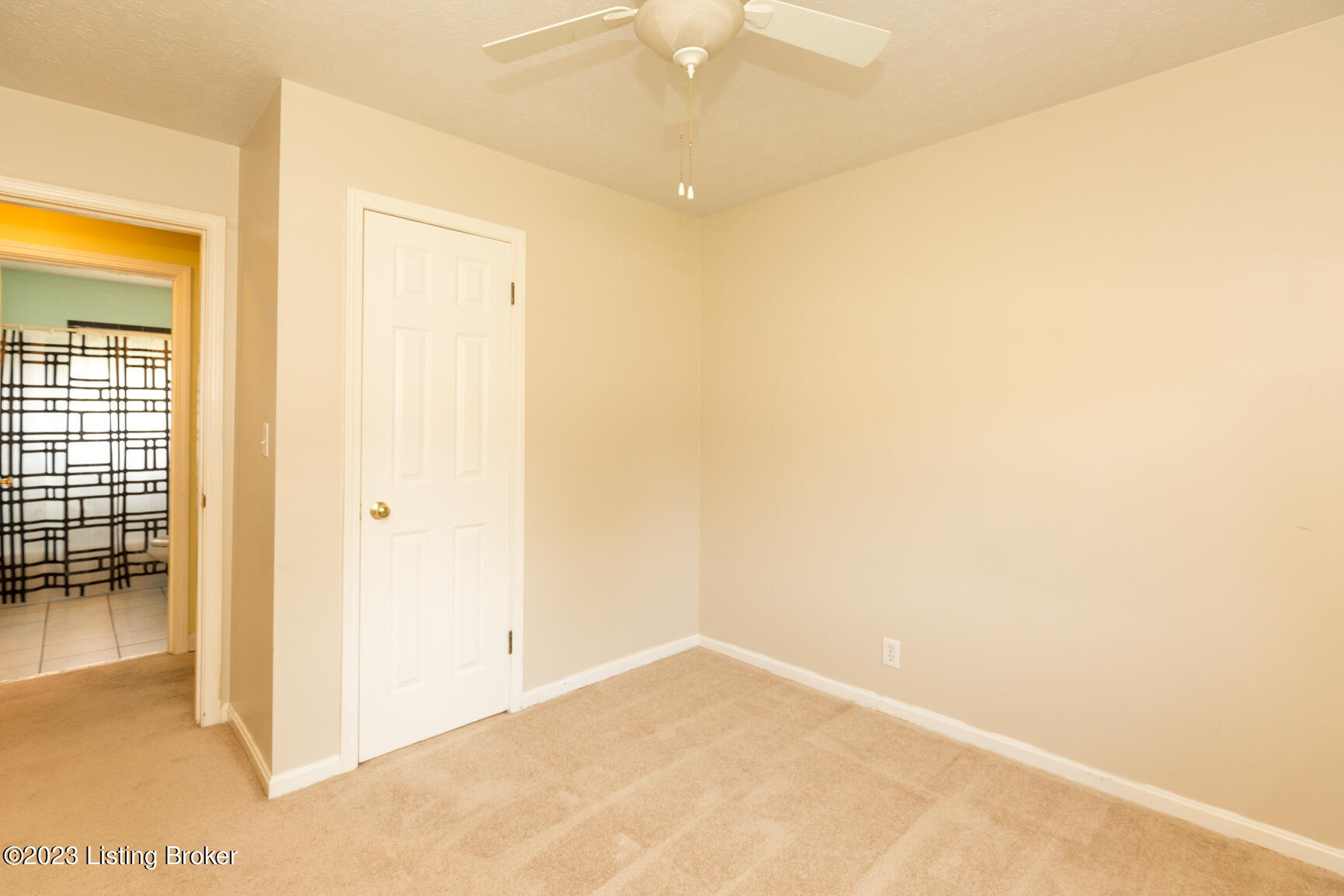 2606 Alps Road Louisville, KY 40216 - Photo 22 of 40 2606 Alps-22