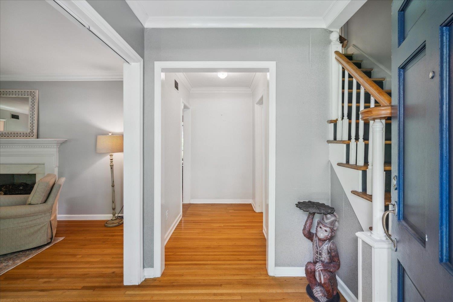 1141 Fair Meadow Road Memphis, TN 38117 - Photo 5 of 40 Corridor featuring crown molding and light wood-type flooring