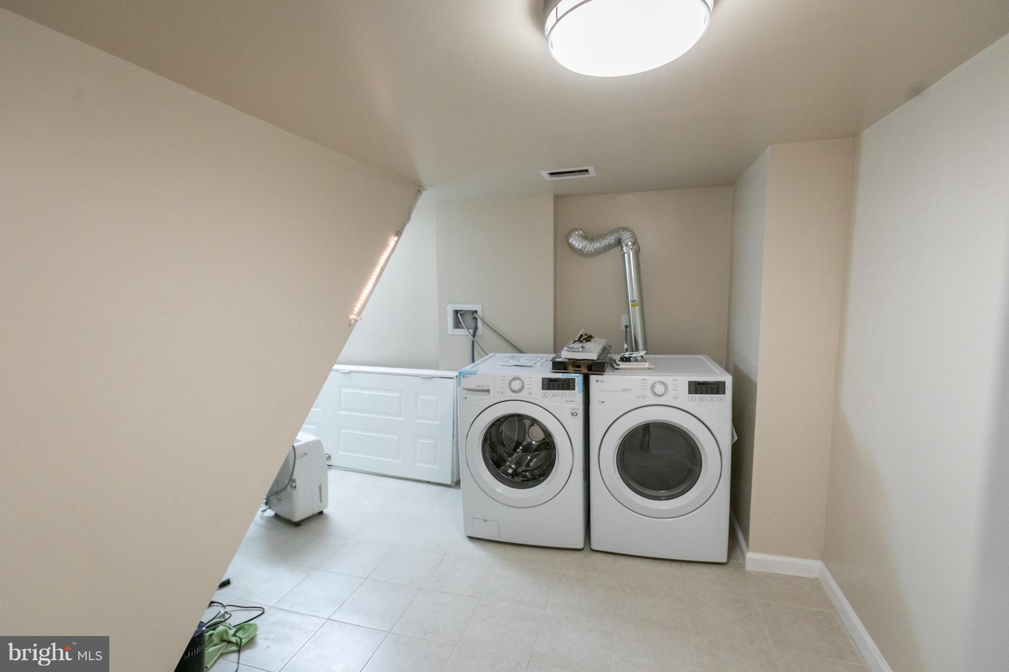 2803 Lindell Street Silver Spring, MD 20902 - Photo 28 of 30 Laundry Room