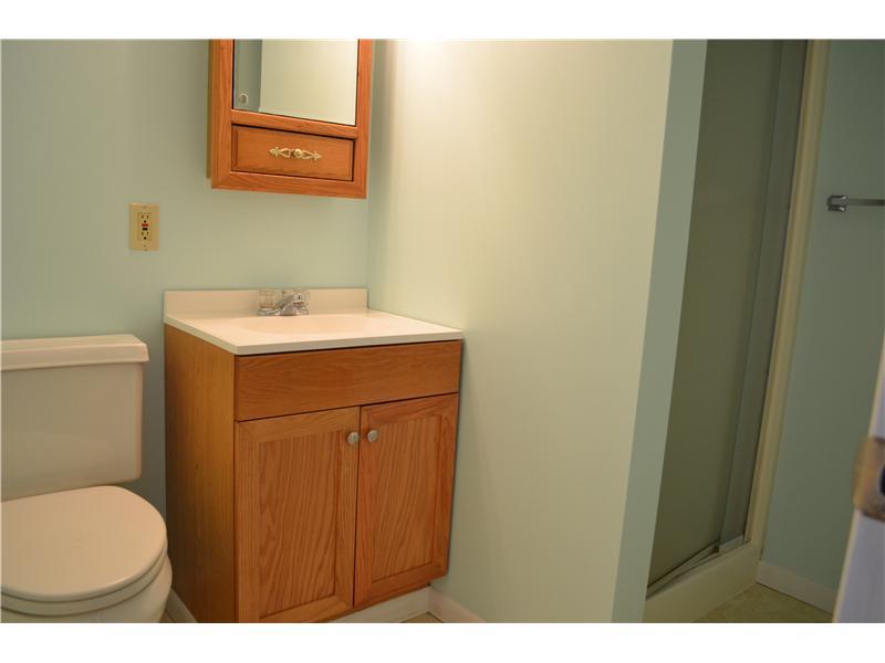 2057 Millerstown Road Tarentum, PA 15084 - Photo 22 of 25 Full Bath.