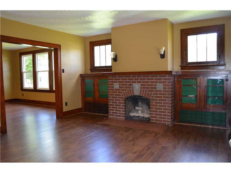 2057 Millerstown Road Tarentum, PA 15084 - Photo 6 of 25 Living Room.