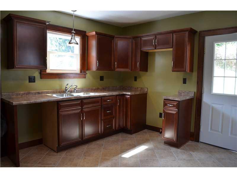 2057 Millerstown Road Tarentum, PA 15084 - Photo 9 of 25 Kitchen.