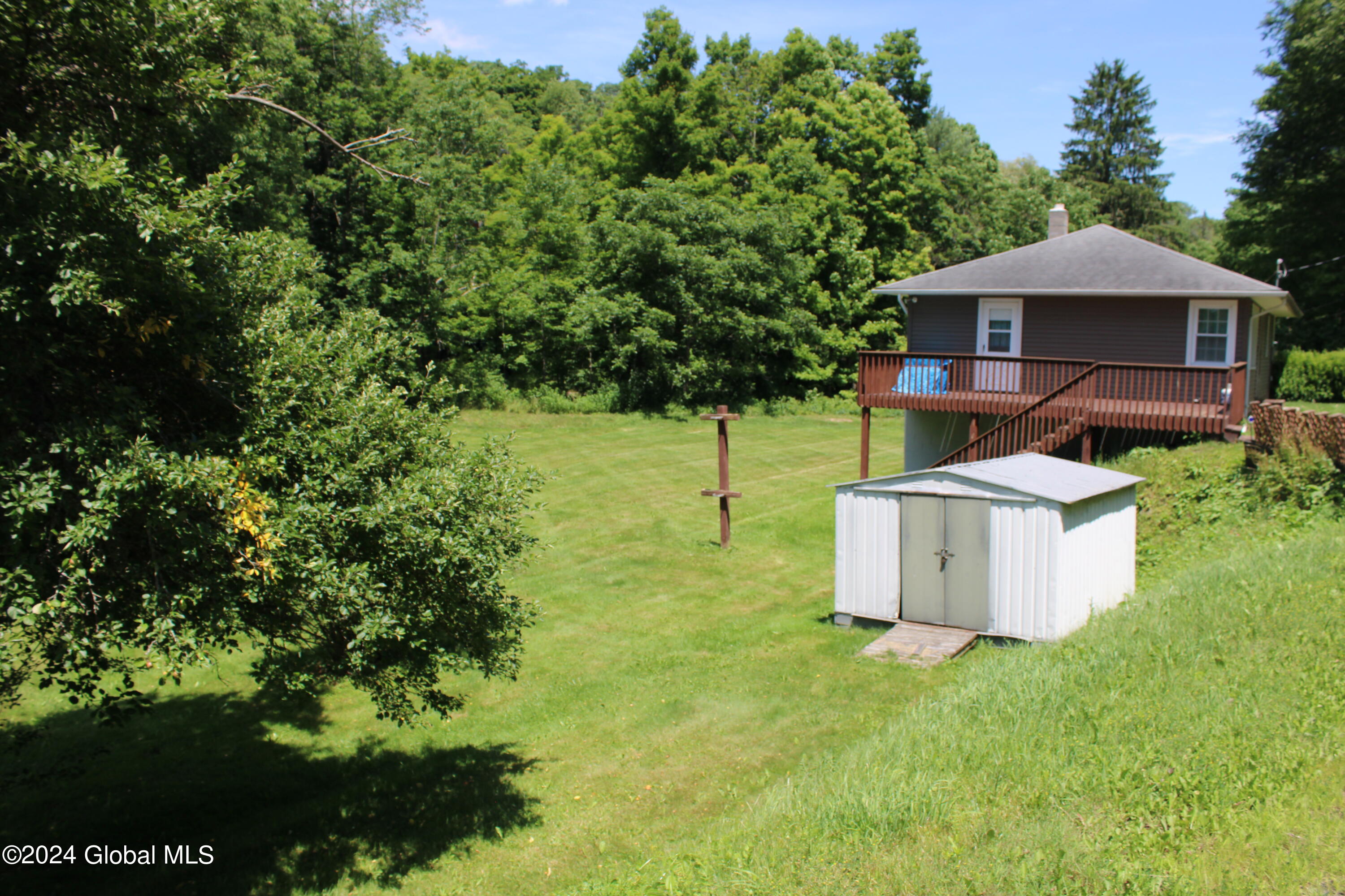 137 Loft Road Maryland, NY 12116 - Photo 3 of 31 IMG_2383