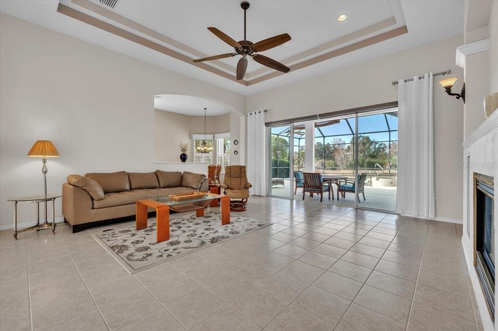 7626 Desert Inn Way Lakewood Ranch, FL 34202 - Photo 9 of 58 Gallery Image 9