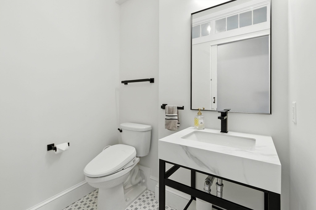 37 Bay State Road, Unit 4 Boston, MA 02215 - Photo 18 of 25