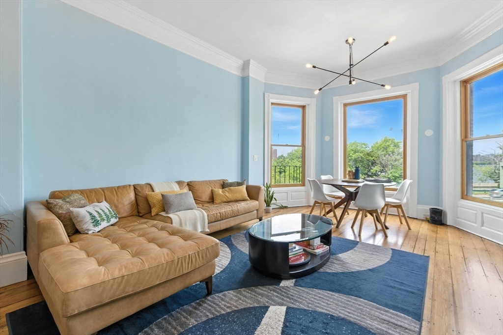 37 Bay State Road, Unit 4 Boston, MA 02215 - Photo 5 of 25