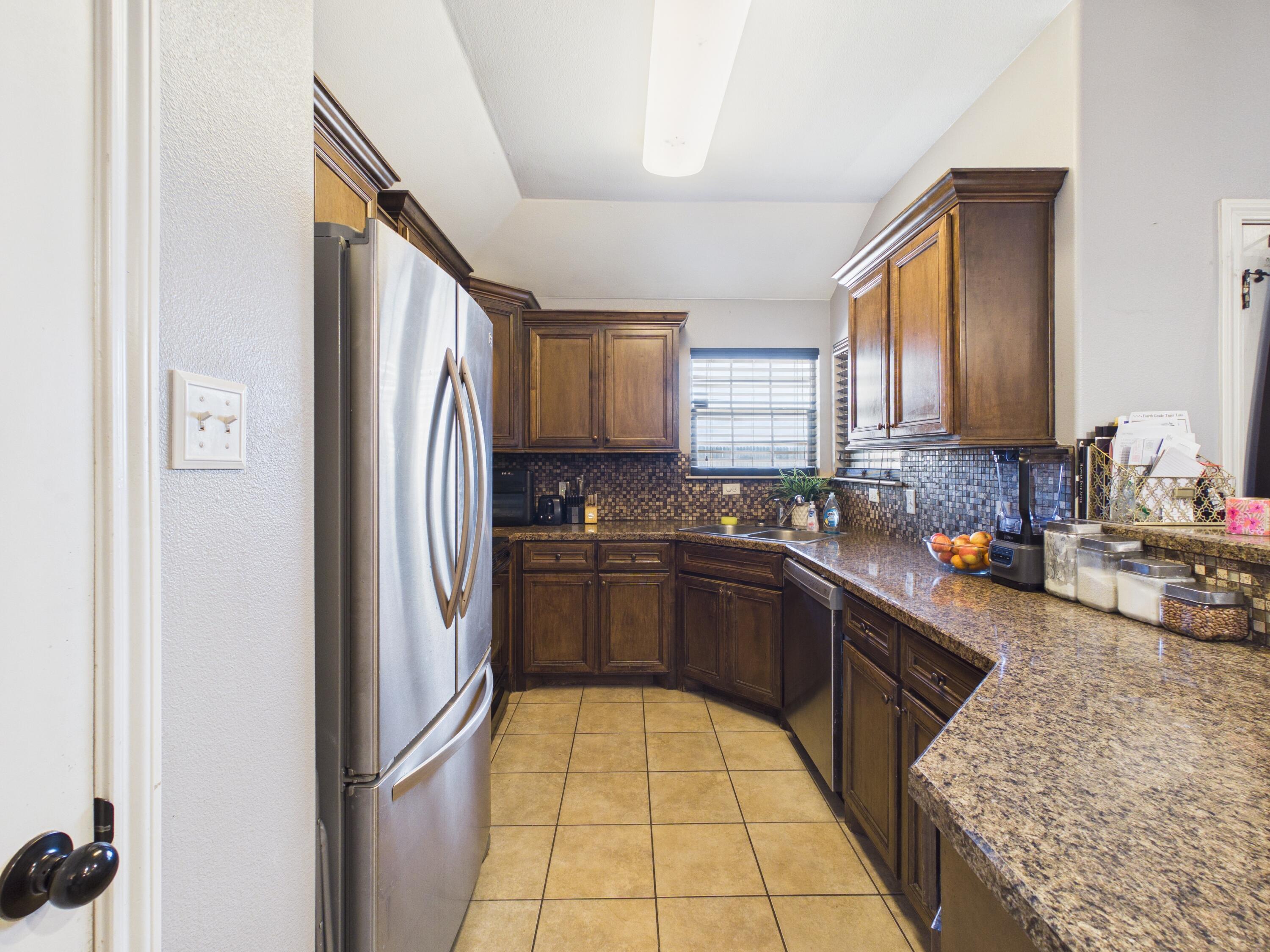 211 Dowden Road Wolfforth, TX 79382 - Photo 11 of 29 CAM06369G6-PR0017-STILL012