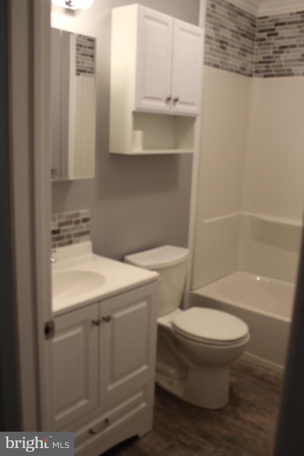721 Grove Road Thorofare, NJ 08086 - Photo 14 of 28 full bath - hallway