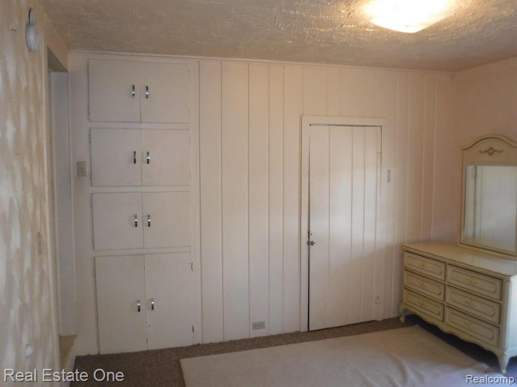 318 East Brooks Street Howell, MI 48843 - Photo 14 of 26