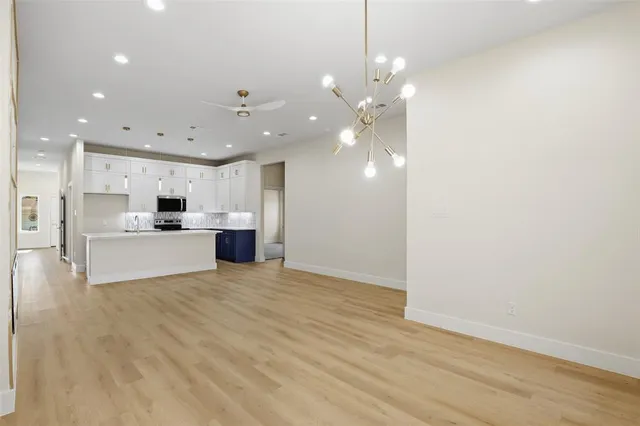 $750,000 | 1833 Edna Street, Unit AB, Arlington, TX 76010